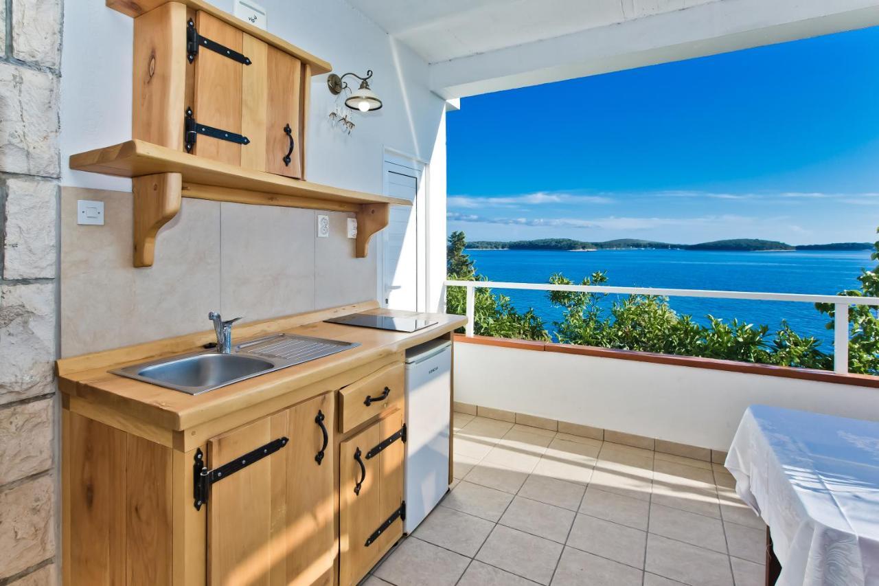 Apartments Villa Marcelina フヴァル エクステリア 写真