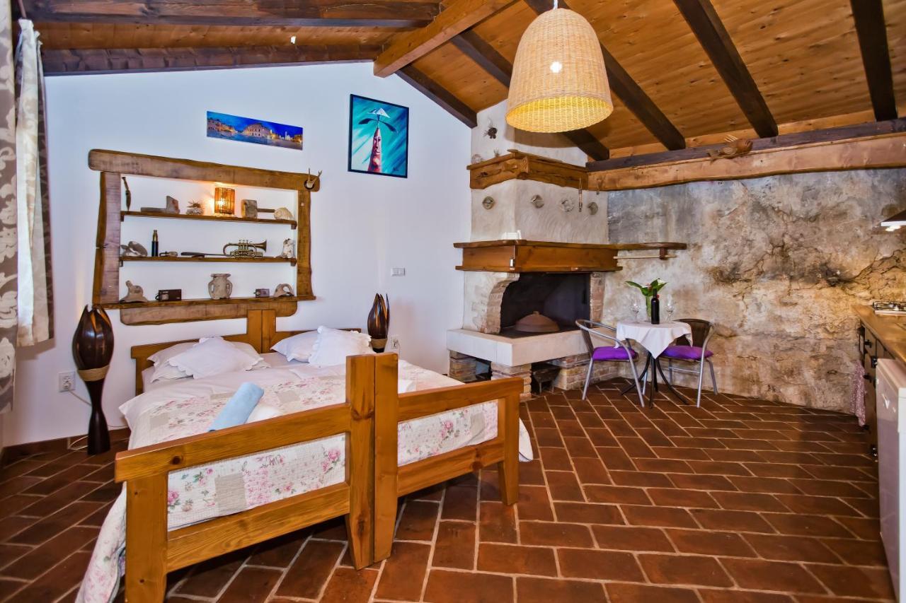 Apartments Villa Marcelina フヴァル エクステリア 写真