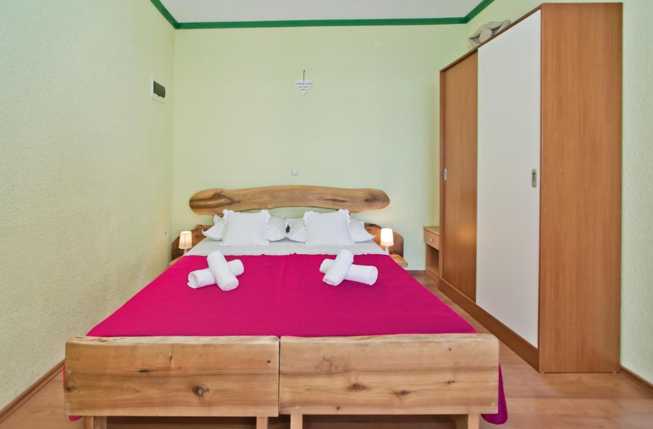 Apartments Villa Marcelina フヴァル エクステリア 写真