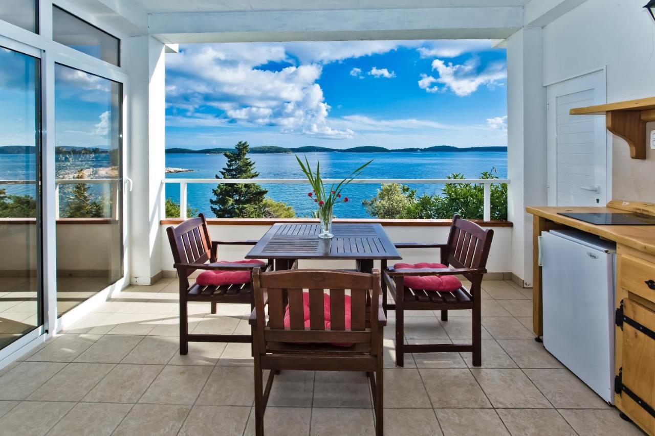 Apartments Villa Marcelina フヴァル エクステリア 写真