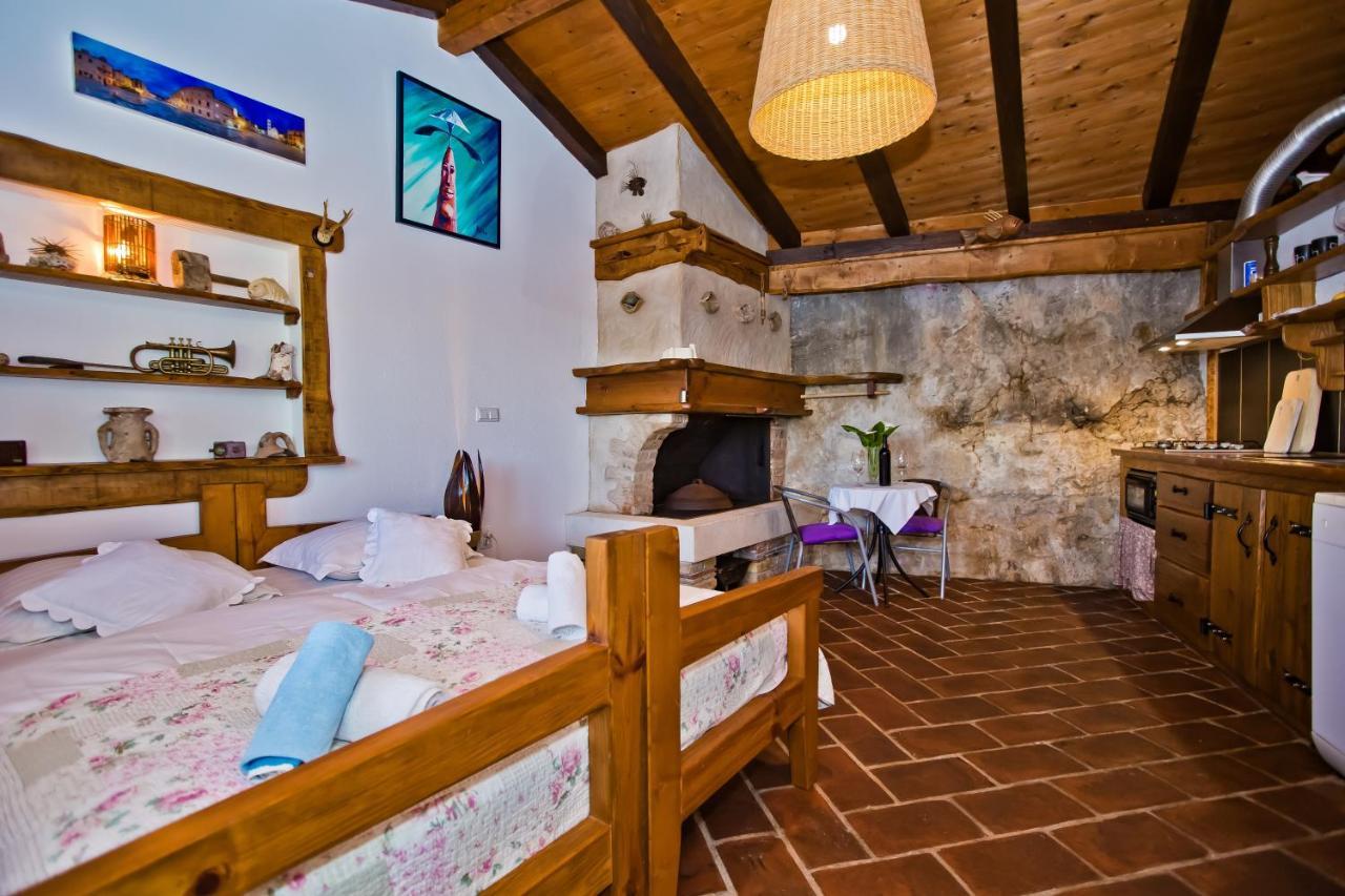 Apartments Villa Marcelina フヴァル エクステリア 写真