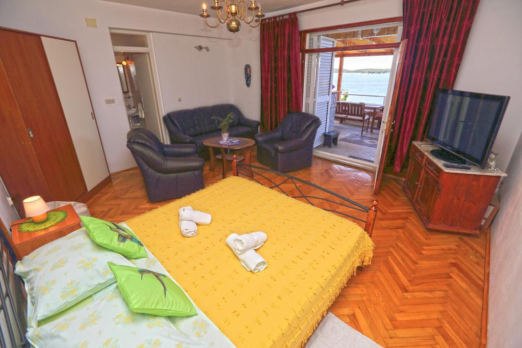Apartments Villa Marcelina フヴァル エクステリア 写真
